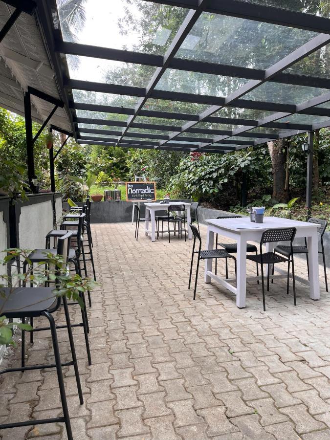 Benomadic Eco Hostel, Madikeri, Coorg Suntikoppa Exteriör bild