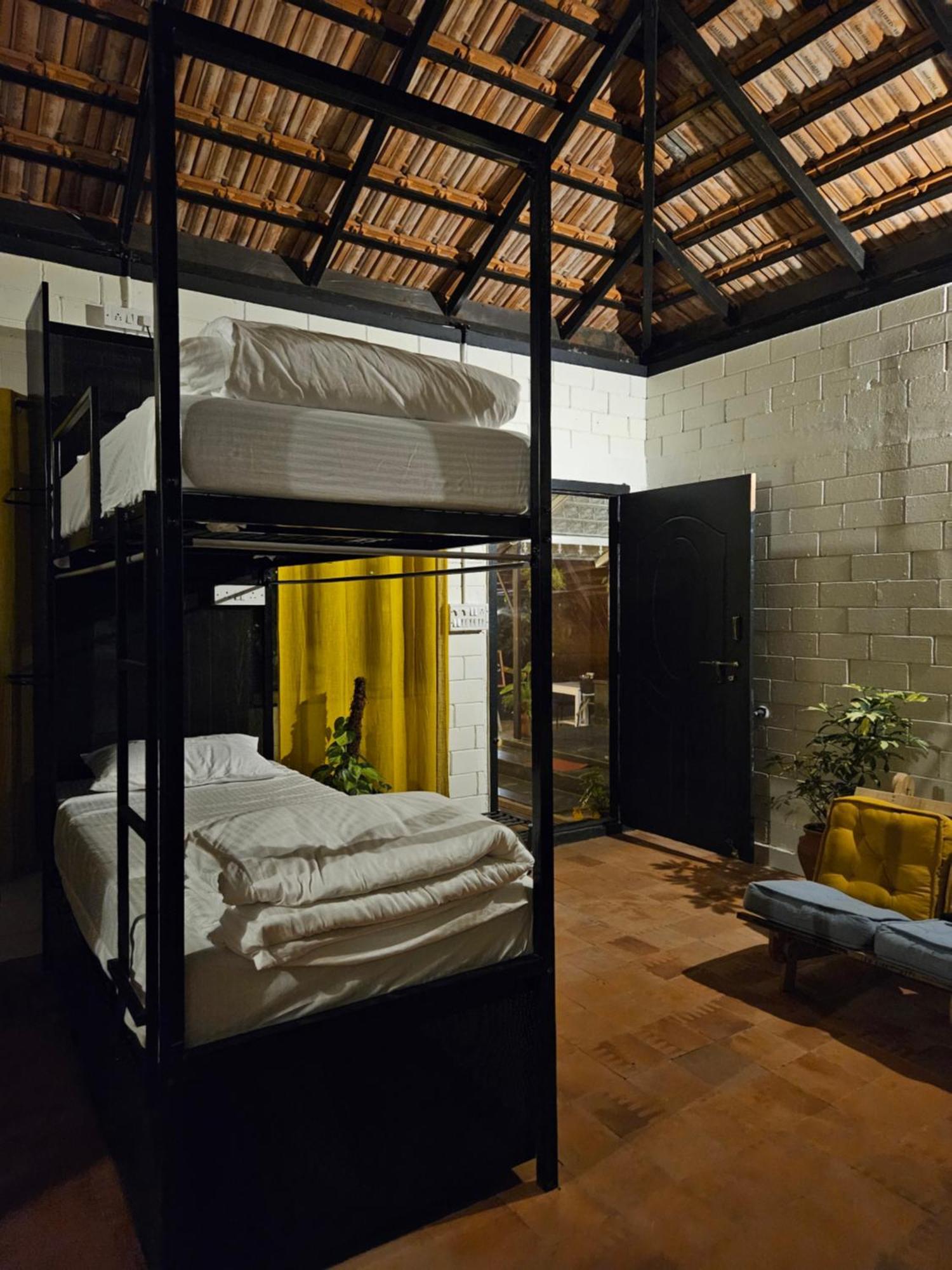 Benomadic Eco Hostel, Madikeri, Coorg Suntikoppa Exteriör bild