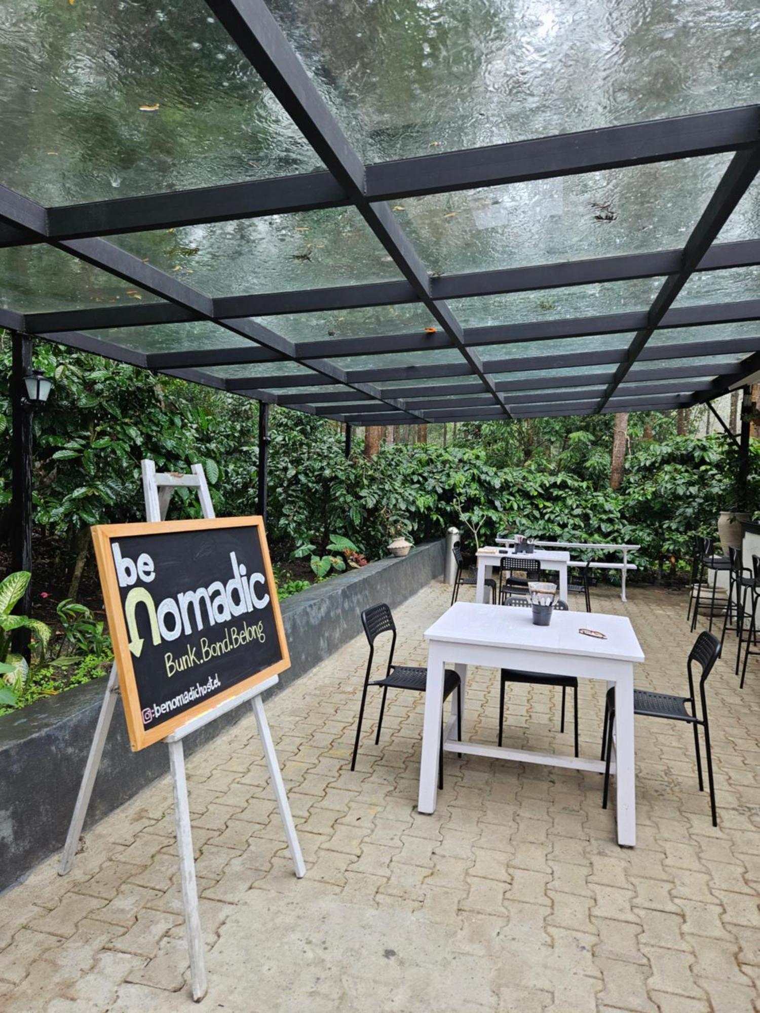 Benomadic Eco Hostel, Madikeri, Coorg Suntikoppa Exteriör bild